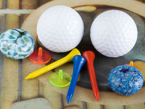 Akcesoria do golfa: Czego potrzebujesz, aby zmaksymalizować swoją wydajność